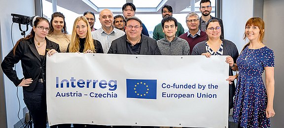 slider-03-nanoprecmed-brno-group-photo-smaller.jpg